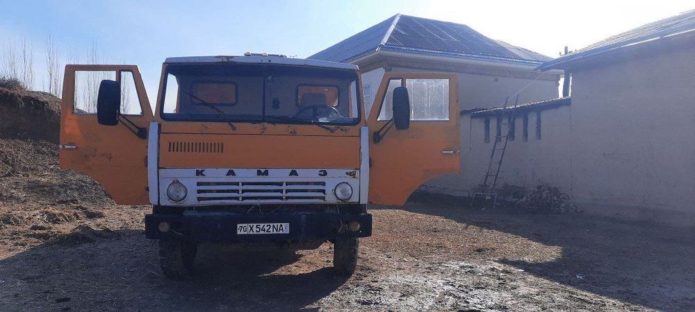 Kamaz samosval holat rasmdagiday