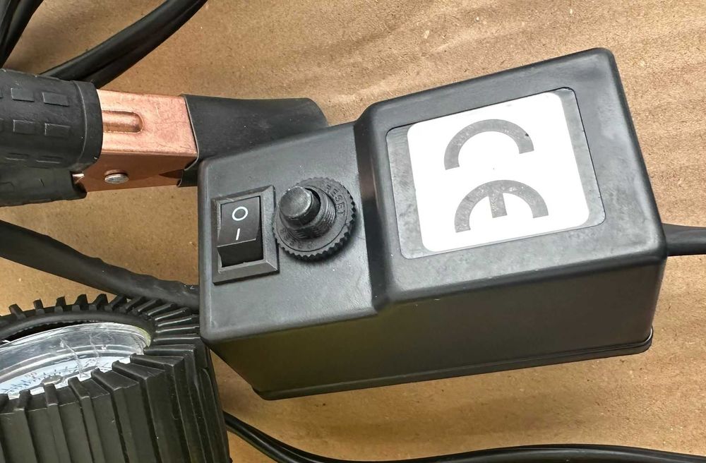 Compresor auto profesional aer 150L/minut pentru off-road