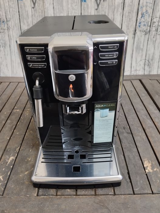 Кафе машина philips saeco