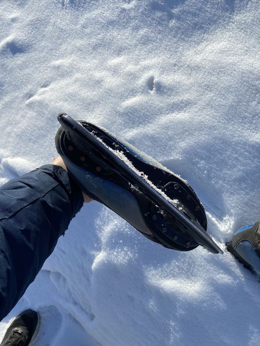 Коньки лыжи продам