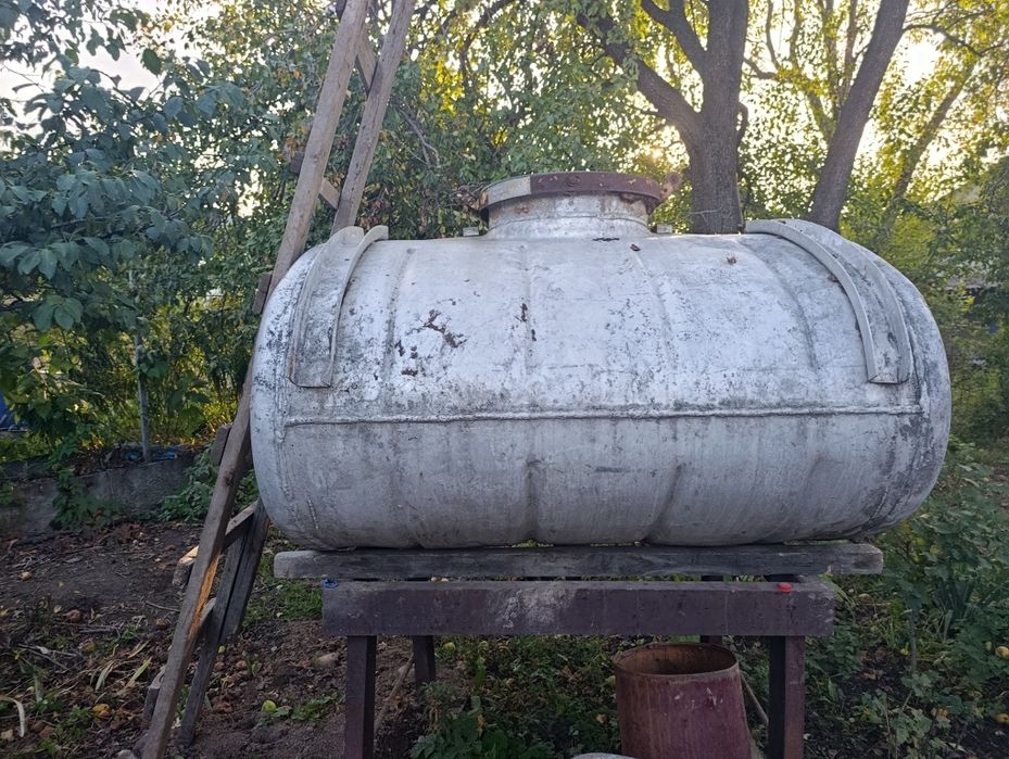 Продам алюминиевый баки