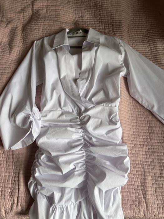 Белое платье мини