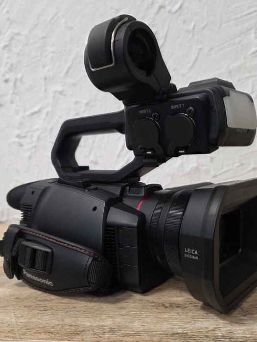 Camera Video Profesionala 4K Panasonic AG-CX10 - KLI Amanet