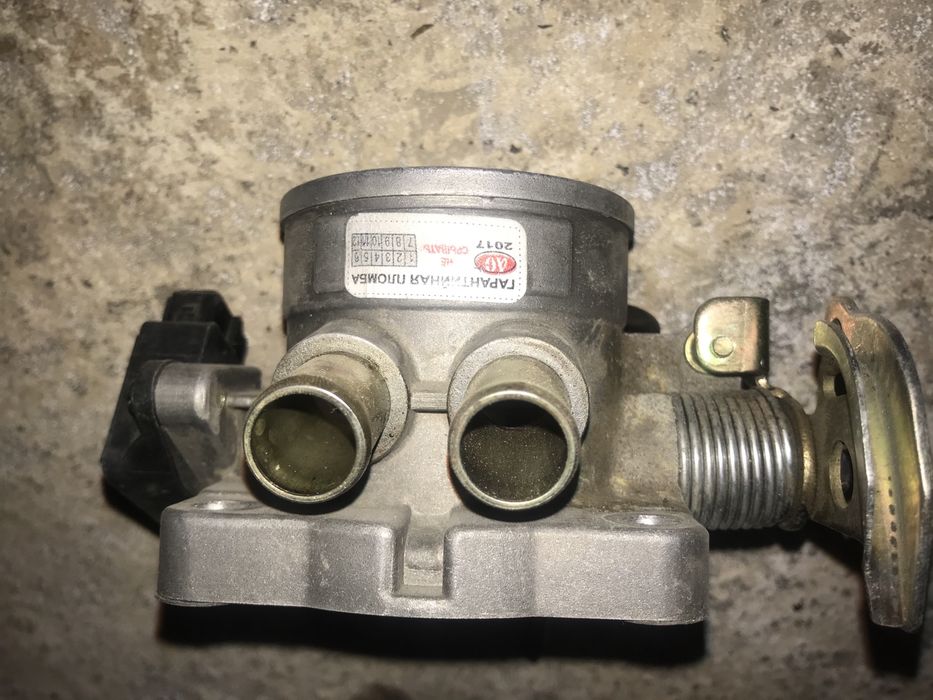 Дроссельная заслонка Новая для Волги газ