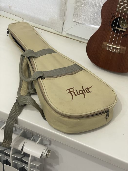 Укулеле Flight.