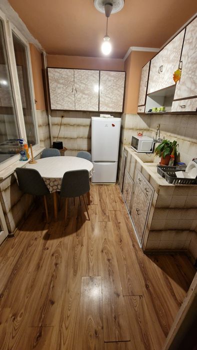 Дава се под наем Четиристаен апартамент в Търговище, Център - 105 кв.м за 249.9 € - Снимка #4