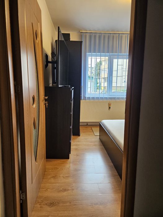 Vand apartament 3 camere