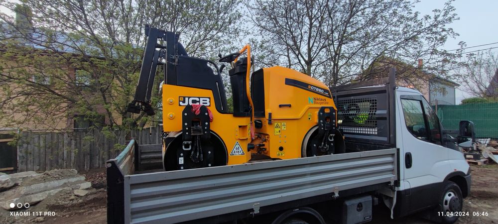 Inchiriez buldoexcavator 160lei/h