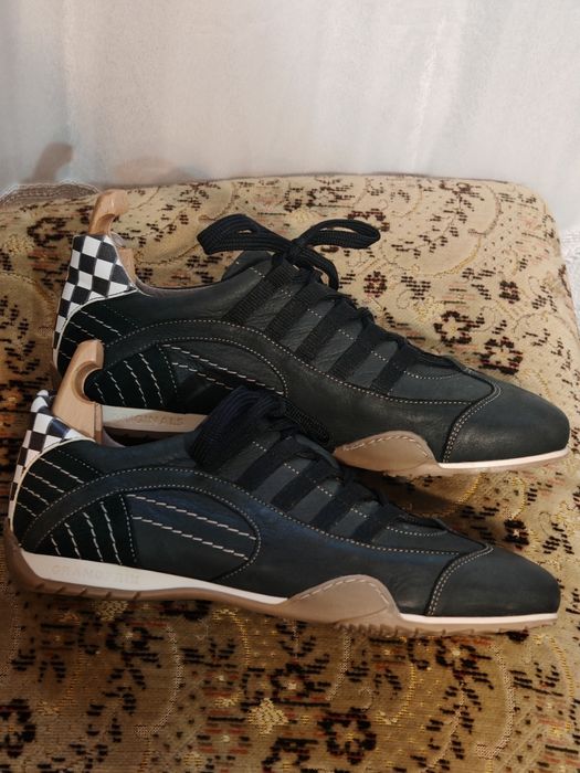 Adidași sport de curse BREXIT