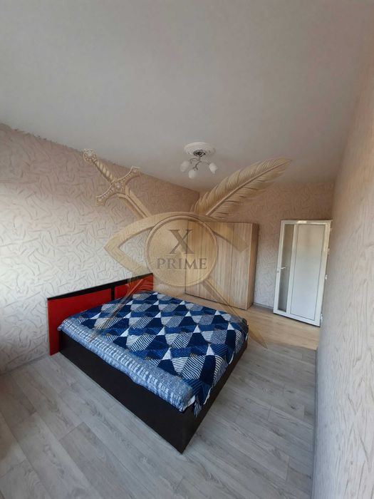 Тристаен апартамент във Възраждане 2! 21936462