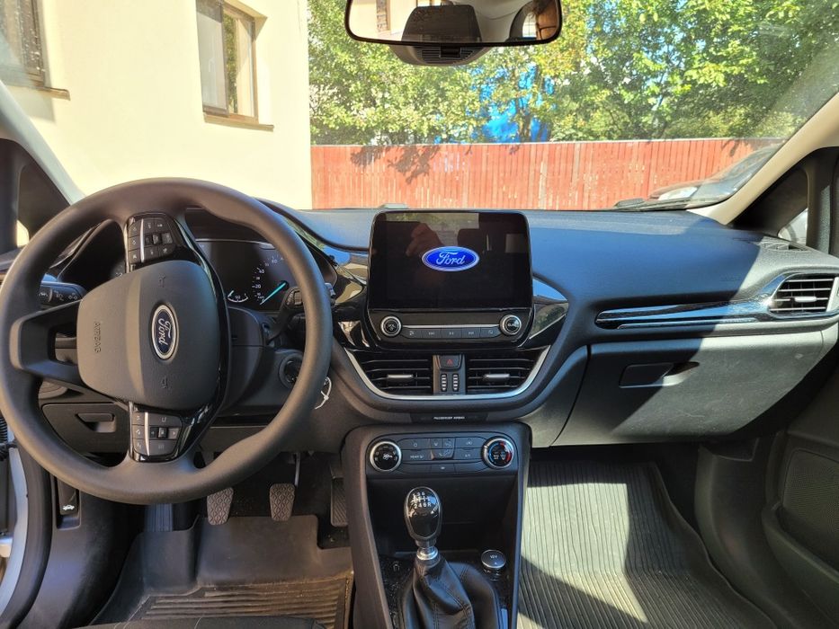 Ford Fiesta impecabila - proprietar