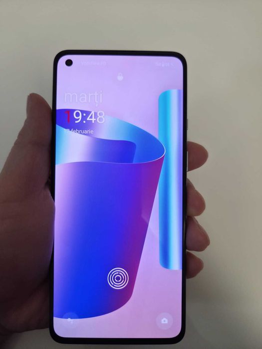 OnePlus 8T – 8GB RAM / 128GB – Liber la rețea – Stare foarte buna