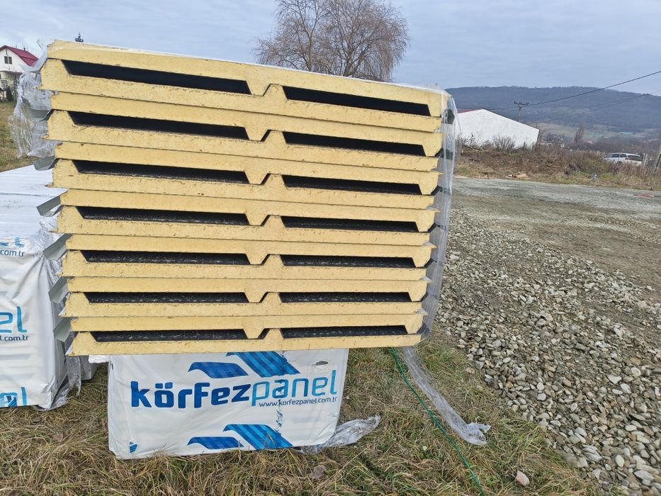 Panouri sandwich perete și acoperiș