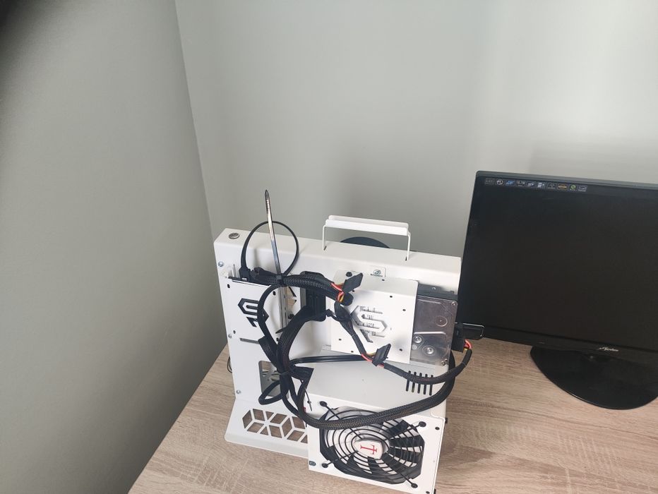 Продам. Персональный. Комьпьютер