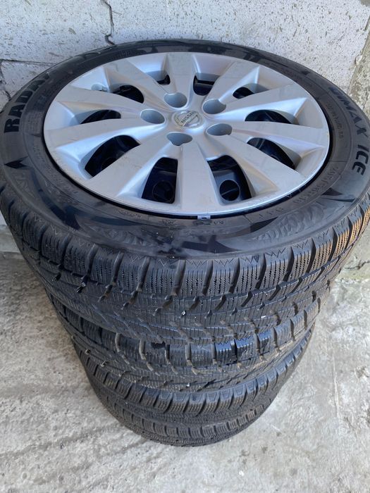 Roti de iarna Nissan 205/55/16 senzori presiune inclusi
