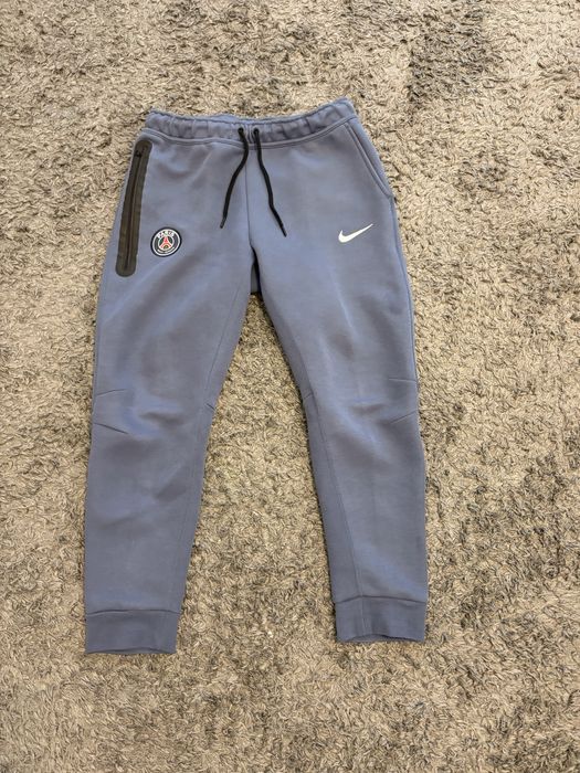 Pantaloni Nike tech Marimea XL  de copii