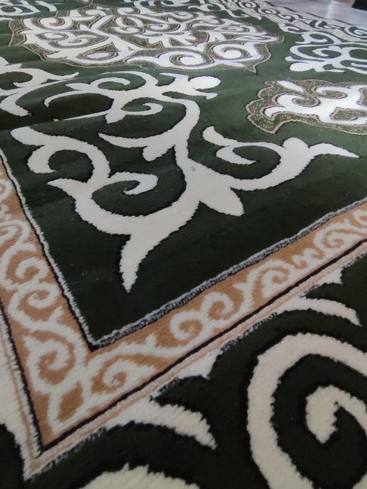 Продам новый ковер