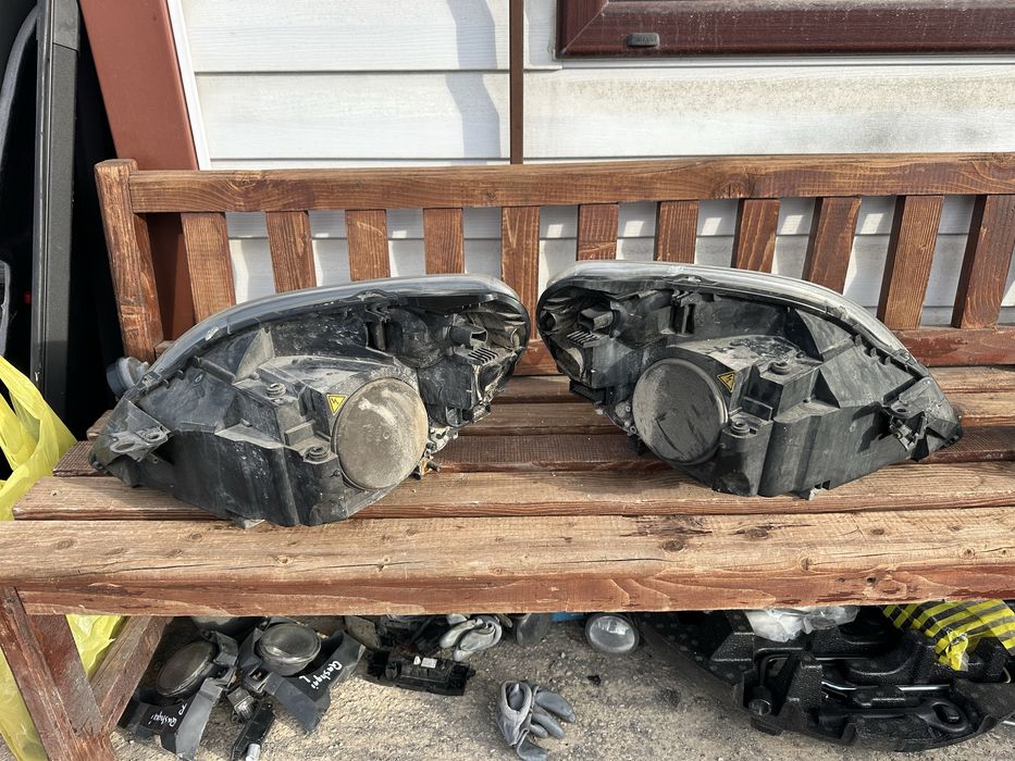 Фар/Фарове Xenon за Опел Зафира B