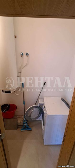 Дава се под наем Многостаен апартамент в Пловдив, Кършияка - 150 кв.м за 850 € - Снимка #11