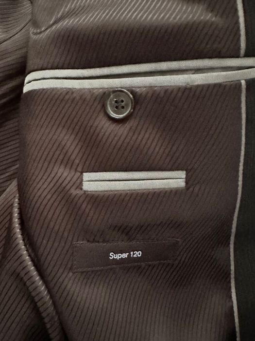 Мужской косют hugo boss