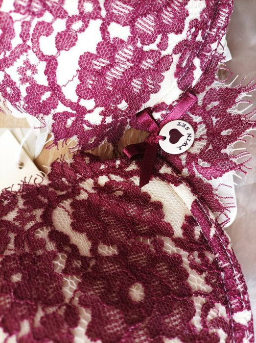 Twin-set/Aubade 80C нов оригинален сутиен