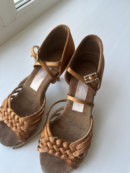 Латина туфли 38 р. Аида б/у в хорошем состоянии