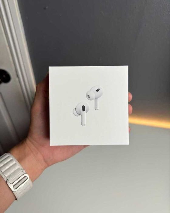 AirPods наушниктері