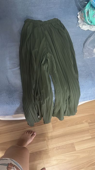 Pantaloni plisați de dama