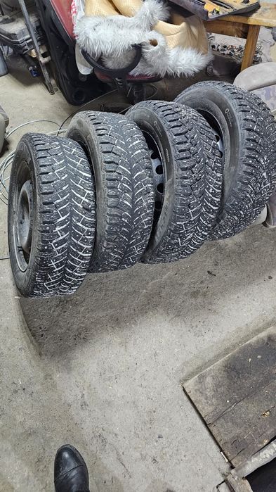 Зимнии шина мишелин 195, 65, 15