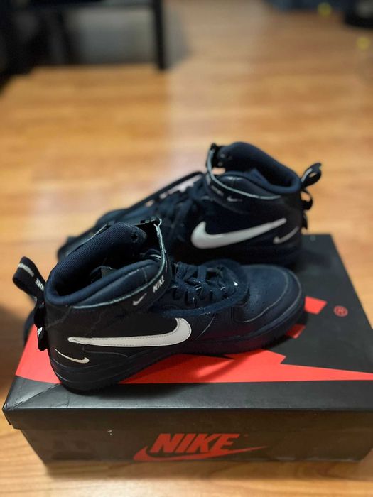 Nike Air Force 1 Mid '07 Lv8 marimea 36.5 (23,5cm)