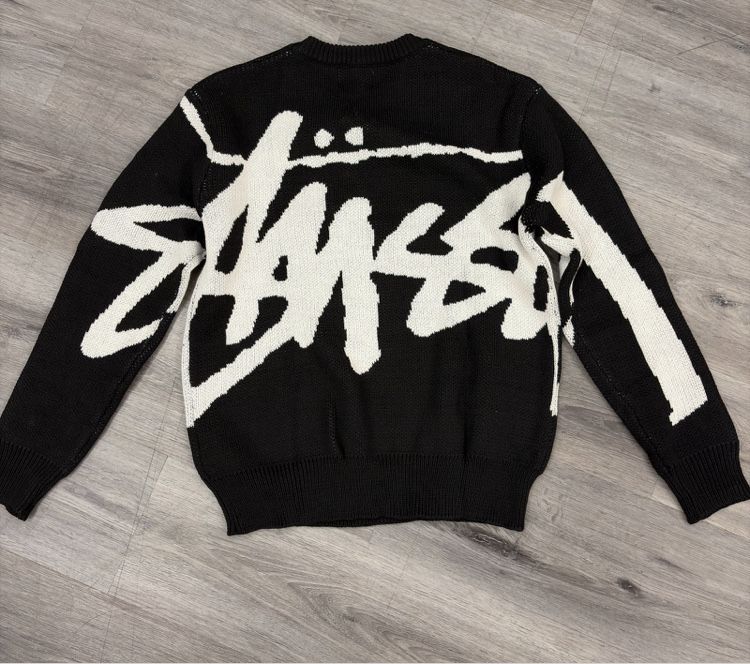 Свитер Stussy - почти новая