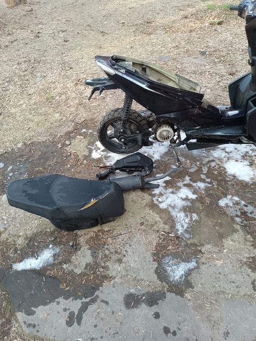 Продается скутер Италия с не большим вложением.