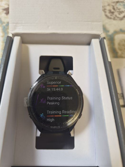 Garmin Forerunner 965 мультиспортивные часы