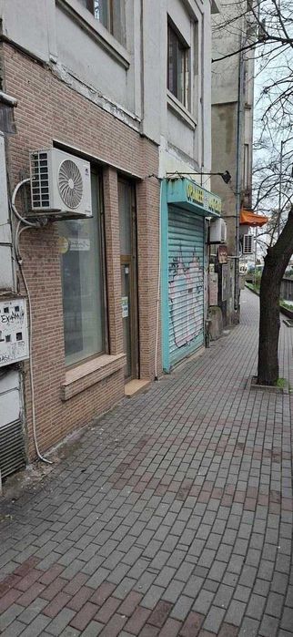 Давам магазин под наем на улица Шипка