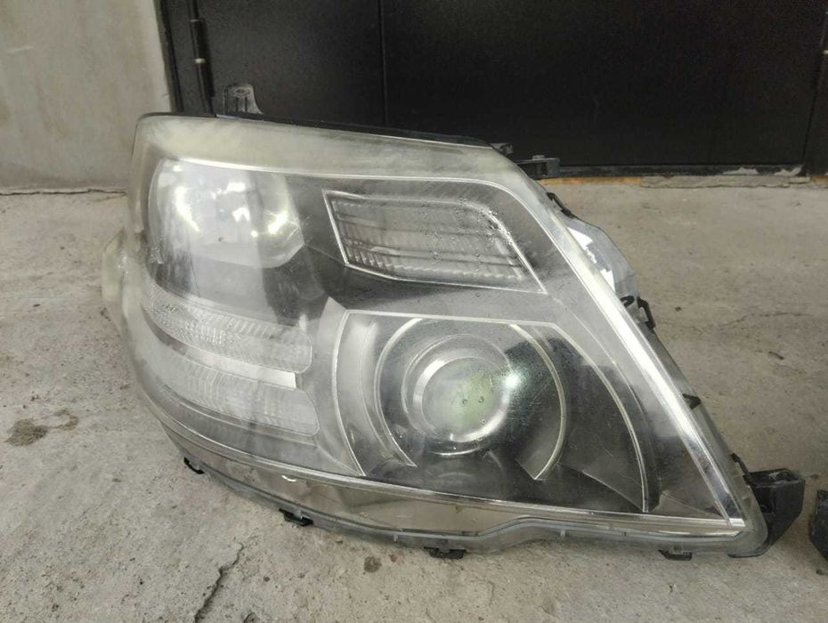 Фары на тойота альфард