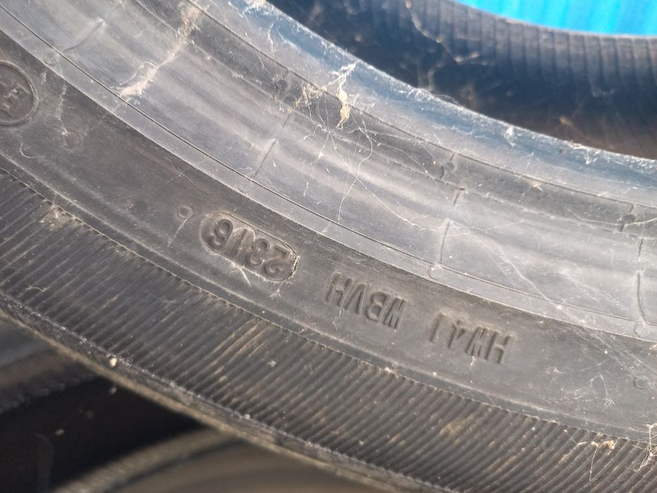 General 225/60/17 - 4 броя зимни