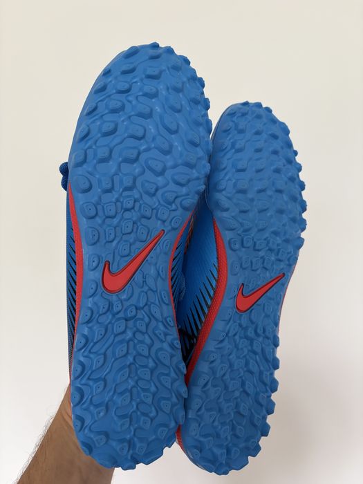 Новые сороконожки бутсы Nike 43размер