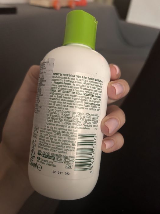 Lapte de corp pentru bebelusi