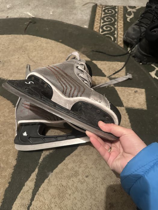 Продам конки 6000 тг