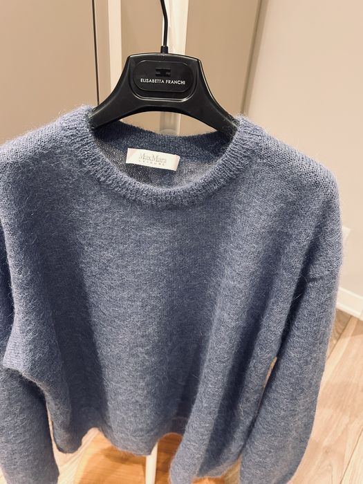 Max Mara вълнен пуловер в син модерен цвят