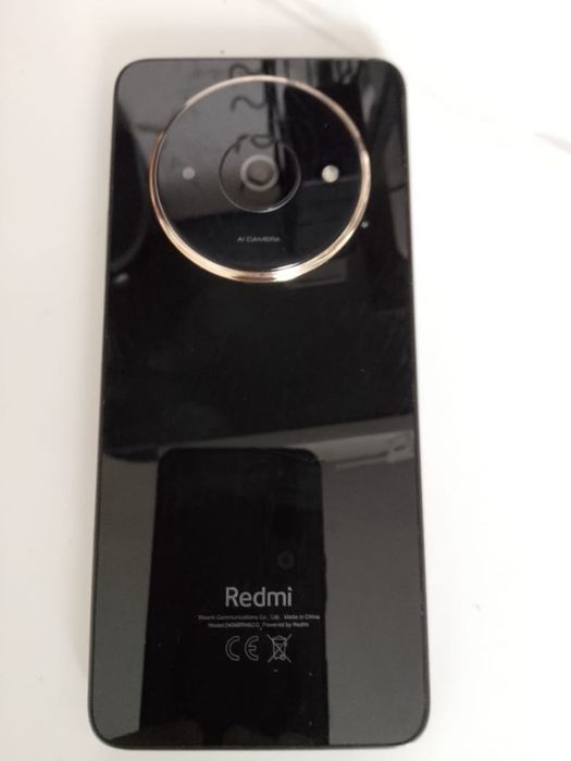 Продам телефон редми