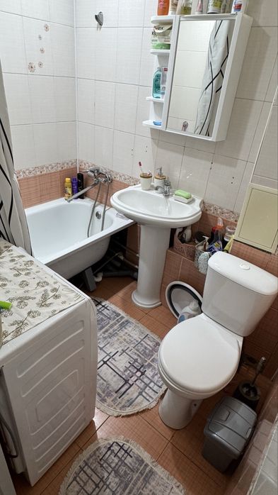 Продается 2-х ком.кв. Анвар, по Молдагулова