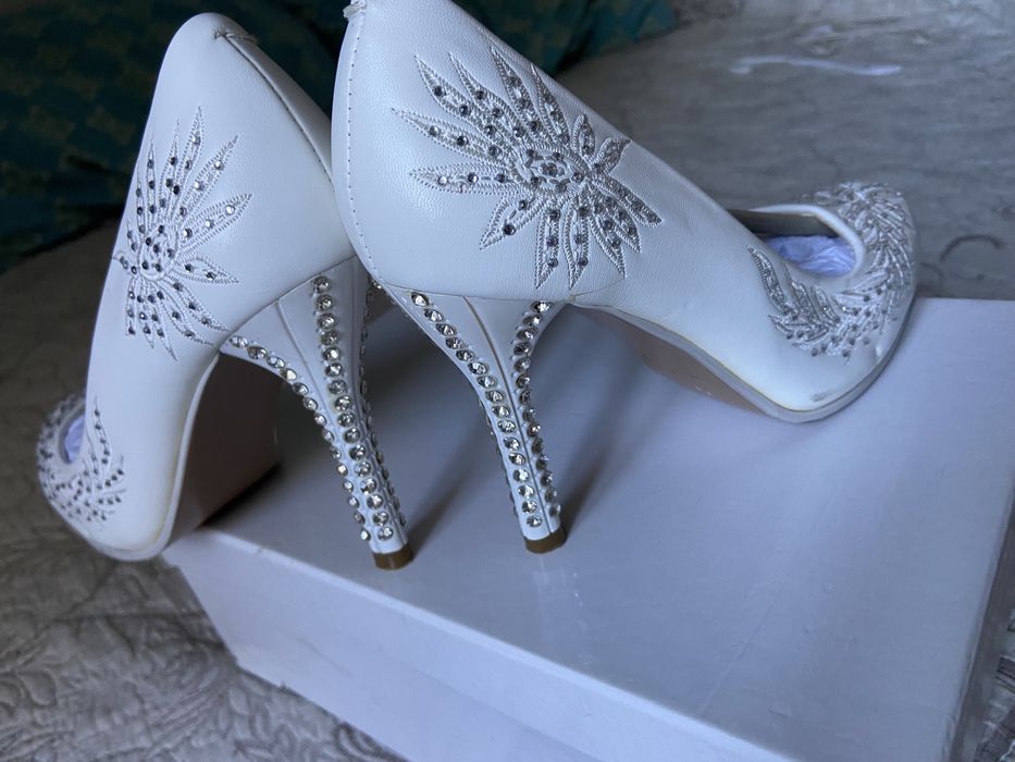 Свадебные туфли, размер 35