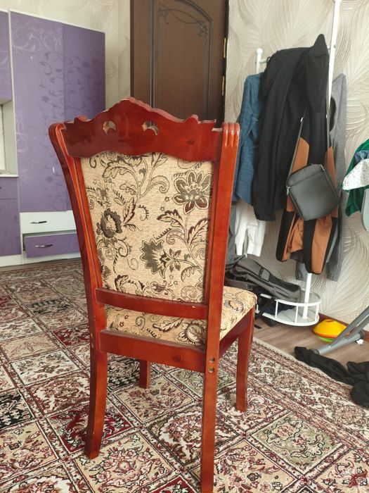 Стулья в гостиную б/у