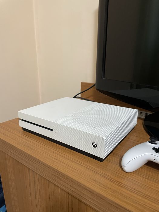 xbox one s 500 гб