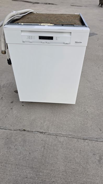 Съдомиялна Miele 60см