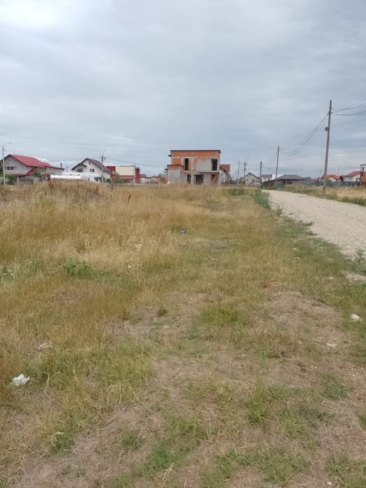 Teren intravilan de vânzare zona Prelungirea Craiovei