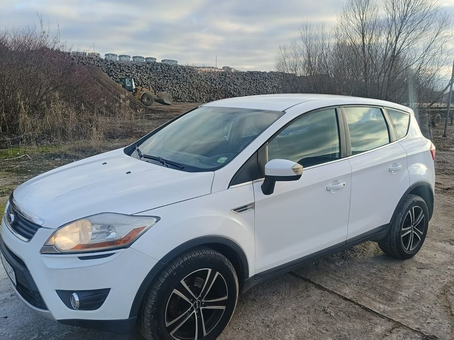 Vând Ford Kuga 2.0 TDCI 140CP 4X4  Automat