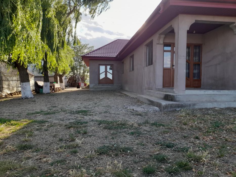 Vând Casă ( tecuci, cartier cernicari)