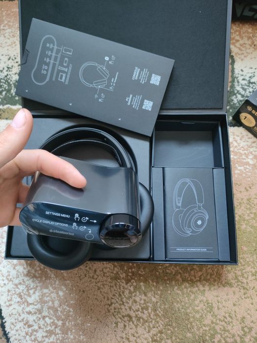 Vand căști wireless steelseries arctis nova elite